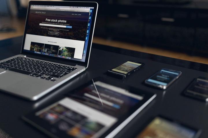 Création de site internet — Site vitrine, e-commerce, refonte, hébergement, maintenance